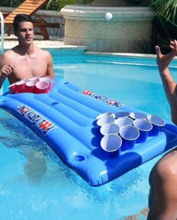 Oppustelig beer pong bord